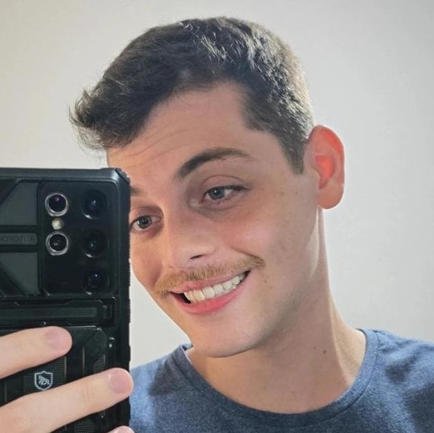 Daniel Zanelato Souza